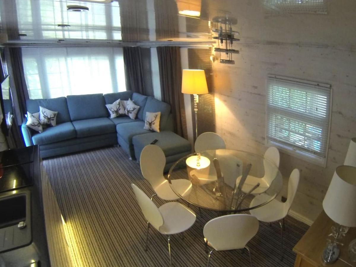 Woodland View - A Place To Escape Apartman Swynnerton Kültér fotó